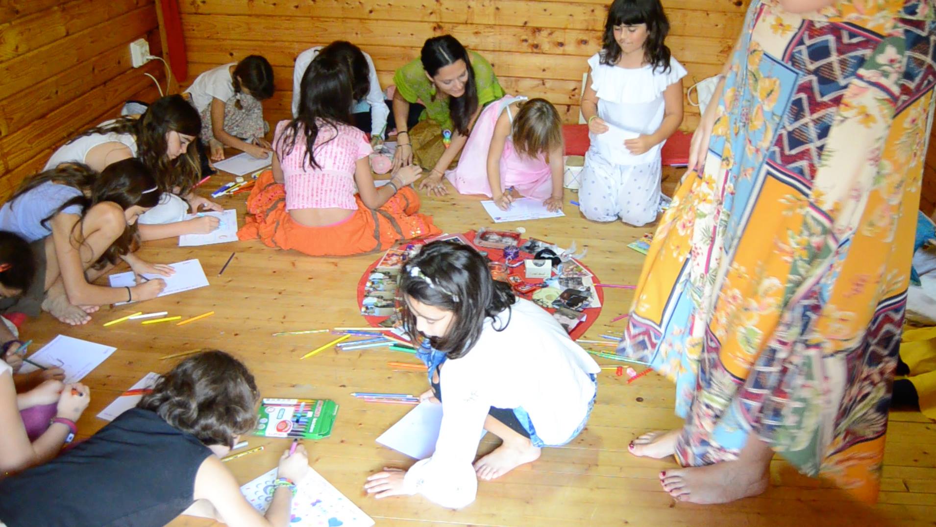 Círculos de Niñas y Mujeres